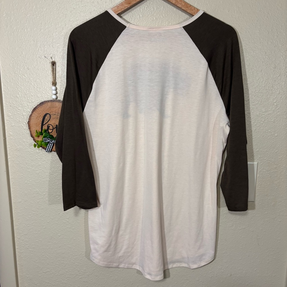 Lularoe Bear Print Randy Baseball Tee Size L - Picture 6 of 6
